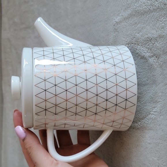 Kikki K Tea for Two Teapot Inspiration Gold - Picture 6 of 13